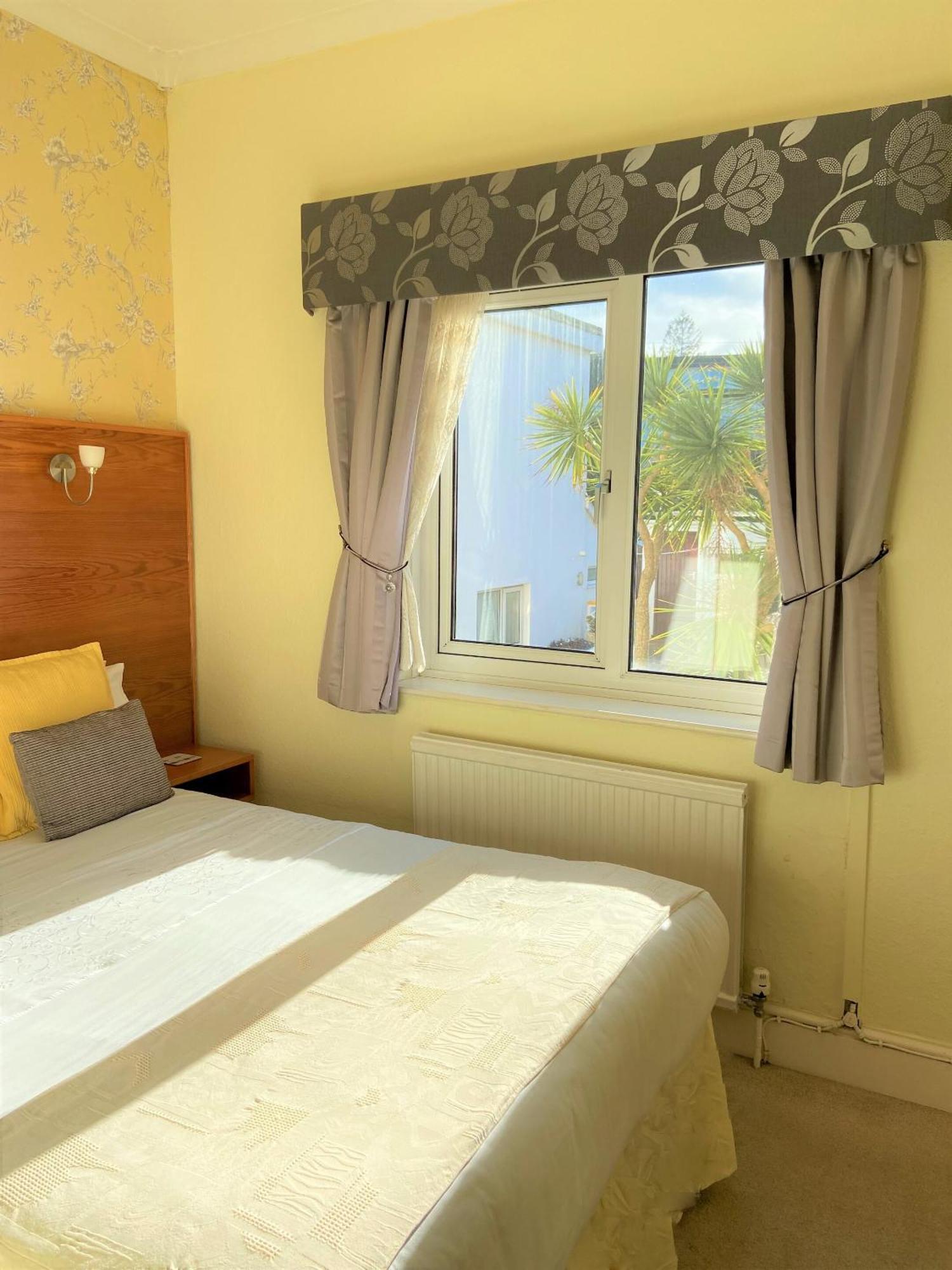 The Briars - Adults Only Hotel Paignton Room photo